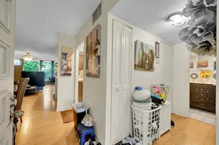 7041 Environ Blvd, Lauderhill, FL 33319 - Photo 8