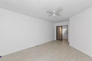 5051 Pine Dr, Boynton Beach, FL 33437 - Photo 20