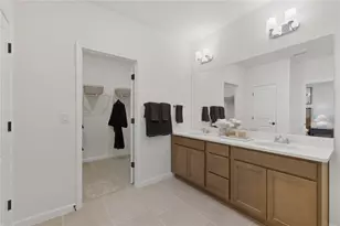 10653 NW Suncrest Loop, Port Saint Lucie, FL 34987 - Photo 20