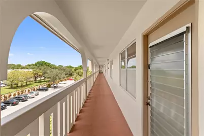 2302 Lucaya Lane #L4, Coconut Creek, FL 33066 - Photo 10