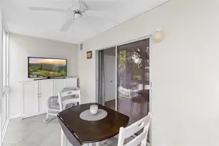 3028 Cambridge B, Deerfield Beach, FL 33442 - Photo 10