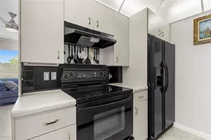 3028 Cambridge B, Deerfield Beach, FL 33442 - Photo 12