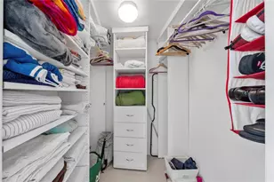 495 Brickell Ave, Miami, FL 33131 - Photo 18