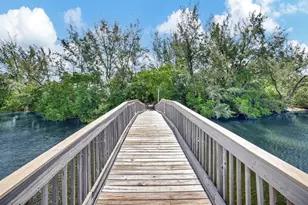 1518 E Lake Dr, Fort Lauderdale, FL 33316 - Photo 36