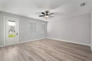 1607 Celebration Dr, Fort Pierce, FL 34947 - Photo 8