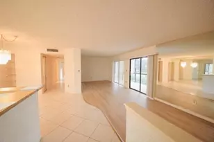 10753 W Clairmont Cir, Fort Lauderdale, FL 33321 - Photo 2