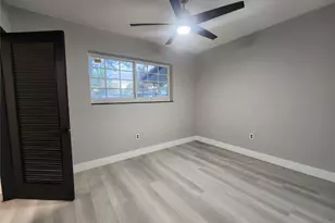 14715 N Spur Dr, Miami, FL 33161 - Photo 28