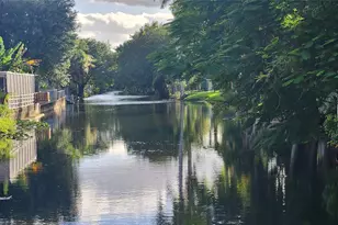 14715 N Spur Dr, Miami, FL 33161 - Photo 48