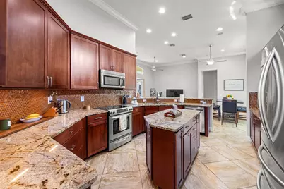 9005 One Putt Place, Port Saint Lucie, FL 34986 - Photo 10