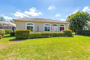 9005 One Putt Pl, Port Saint Lucie, FL 34986 - Photo 30