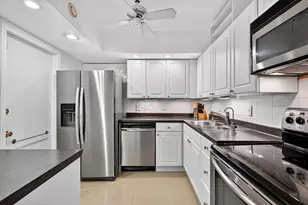 1881 Middle River Dr, Fort Lauderdale, FL 33305 - Photo 10
