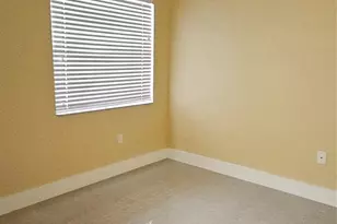 1881 NW 96th Terrace, Pembroke Pines, FL 33024 - Photo 16