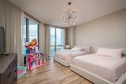 17111 Biscayne Boulevard #2105 + 1 BOAT SLIP 100 ft, North Miami Beach, FL 33160 - Photo 32