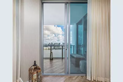 17111 Biscayne Boulevard #2105 + 1 BOAT SLIP 100 ft, North Miami Beach, FL 33160 - Photo 12