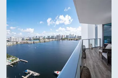 17111 Biscayne Boulevard #2105 + 1 BOAT SLIP 100 ft, North Miami Beach, FL 33160 - Photo 14
