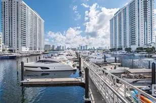 17111 Biscayne Blvd, North Miami Beach, FL 33160 - Photo 1