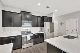 92 Palmetto Ln, Royal Palm Beach, FL 33411 - Photo 8