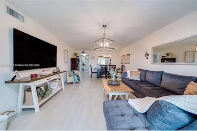 2560 NW 103rd Avenue #406, Sunrise, FL 33322 - Photo 8