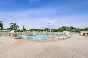 3440 E Point Dr, Hollywood, FL 33026 - Photo 48