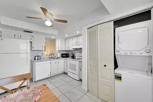 7620 NW 18th St, Margate, FL 33063 - Photo 8