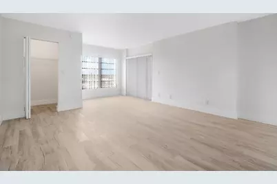 2200 S Cypress Bend Drive #805, Pompano Beach, FL 33069 - Photo 16