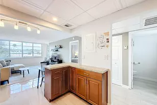 2741 Taft St, Hollywood, FL 33020 - Photo 18