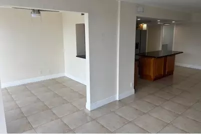 800 Parkview Drive #714, Hallandale Beach, FL 33009 - Photo 6