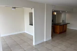 800 Parkview Dr, Hallandale Beach, FL 33009 - Photo 6