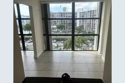800 Parkview Drive #714, Hallandale Beach, FL 33009 - Photo 8