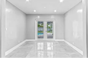 4811 Hayes St, Hollywood, FL 33021 - Photo 6