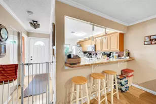 809 Crystal Lake Dr, Deerfield Beach, FL 33064 - Photo 10