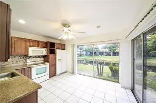9510 W Fern Ln, Miramar, FL 33025 - Photo 8