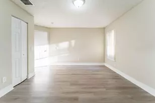 9220 Arborwood Cir, Davie, FL 33328 - Photo 22