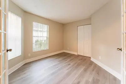9220 Arborwood Circle, Davie, FL 33328 - Photo 14