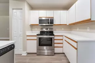 9220 Arborwood Cir, Davie, FL 33328 - Photo 10