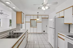 6800 NW 74th Pl, Tamarac, FL 33321 - Photo 14