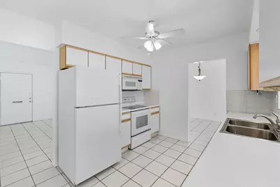 6800 NW 74th Place, Tamarac, FL 33321 - Photo 16