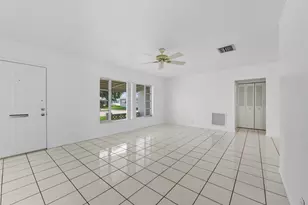 6800 NW 74th Pl, Tamarac, FL 33321 - Photo 10
