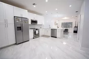 4723 SW 12th Pl, Deerfield Beach, FL 33442 - Photo 2