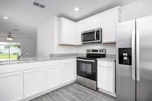 8045 105th Ct, Vero Beach, FL 32967 - Photo 6