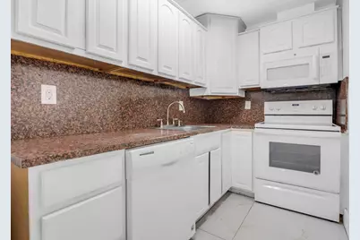 4805 NW 7th Street #105-15, Miami, FL 33126 - Photo 6