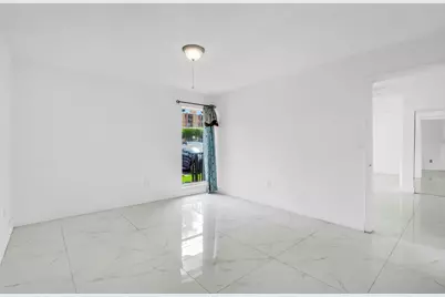 4805 NW 7th Street #105-15, Miami, FL 33126 - Photo 20