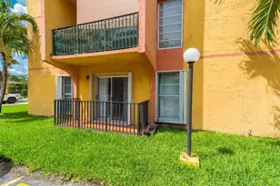 4805 NW 7th St, Miami, FL 33126 - Photo 30