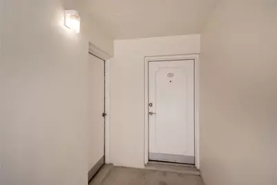 2555 NE 11th Street #902, Fort Lauderdale, FL 33304 - Photo 8