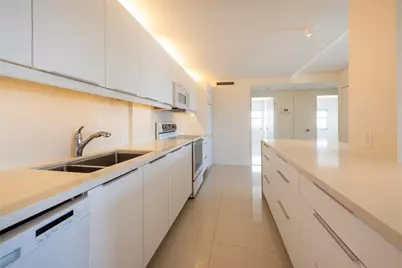 2555 NE 11th Street #902, Fort Lauderdale, FL 33304 - Photo 10
