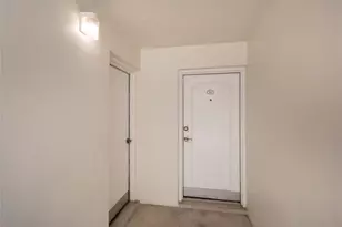 2555 NE 11th St, Fort Lauderdale, FL 33304 - Photo 8