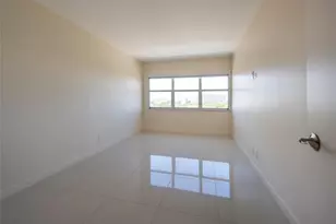 2555 NE 11th St, Fort Lauderdale, FL 33304 - Photo 14