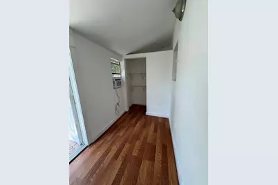 113 SE 4th Street, Hallandale Beach, FL 33009 - Photo 6