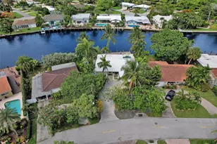 2149 NE 27th Dr, Fort Lauderdale, FL 33306 - Photo 4