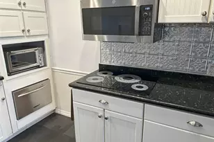 815 Middle River Dr, Fort Lauderdale, FL 33304 - Photo 10